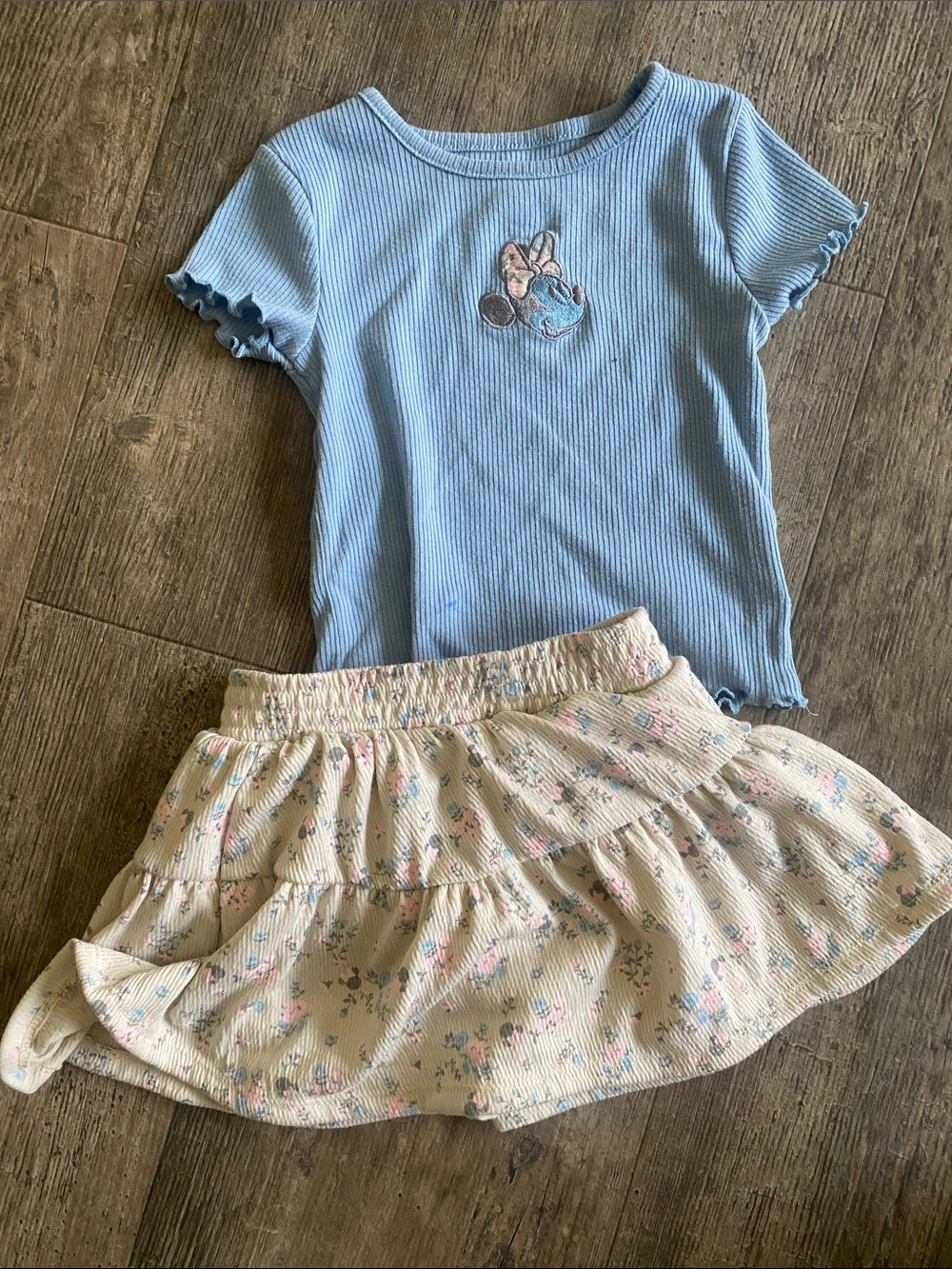 Disney Light Blue Ribbed Top and Cream Floral Tiered Skort Set